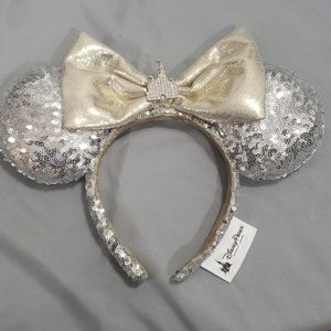 Cinderella castle minnie mouse ears